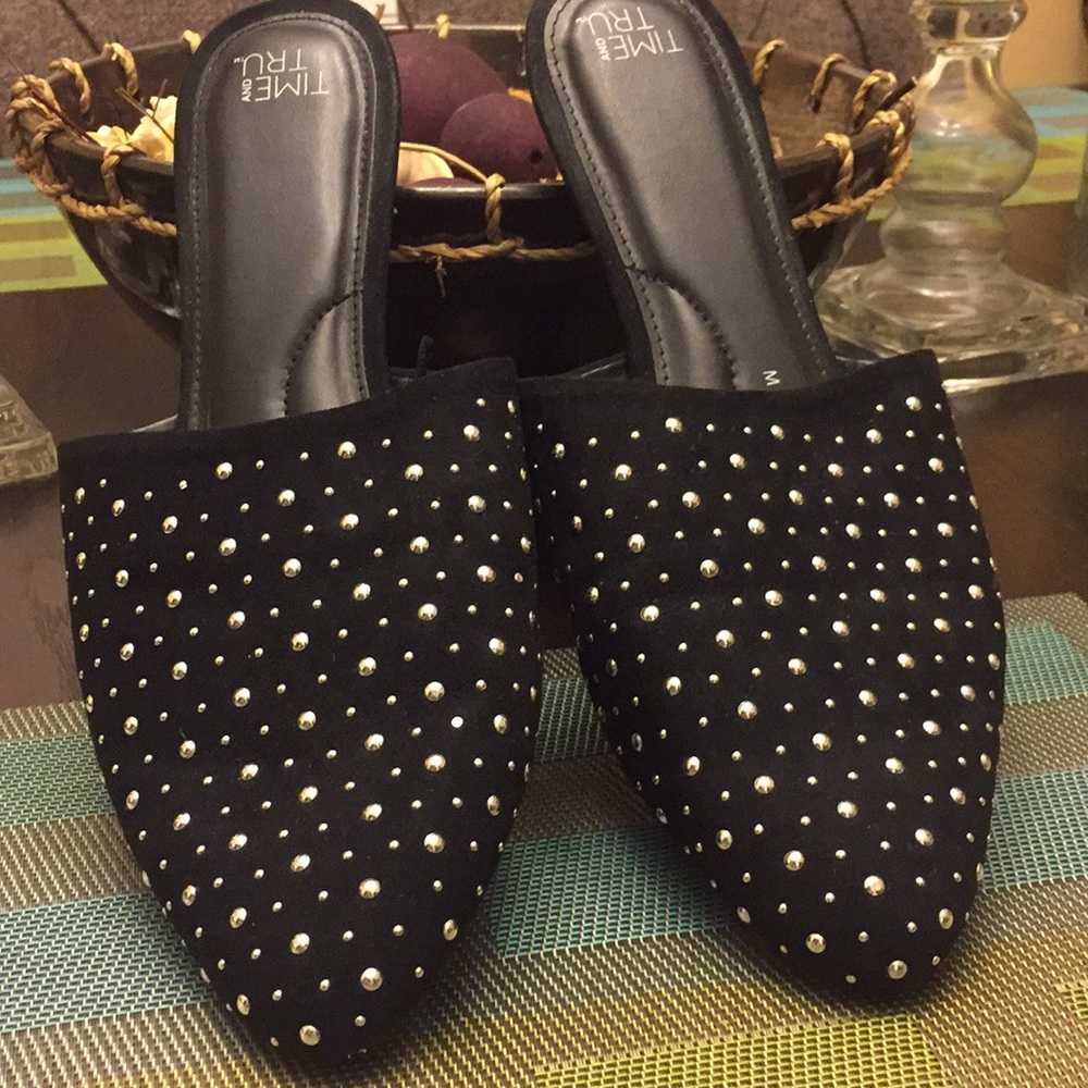 flats - Time and True - Store closing 5/31/21
